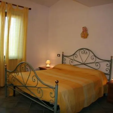 San Teodoro San Teodoro I *